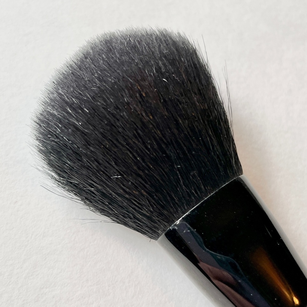 🆕 SEPHORA Mini Powder Brush - Picture 3 of 3